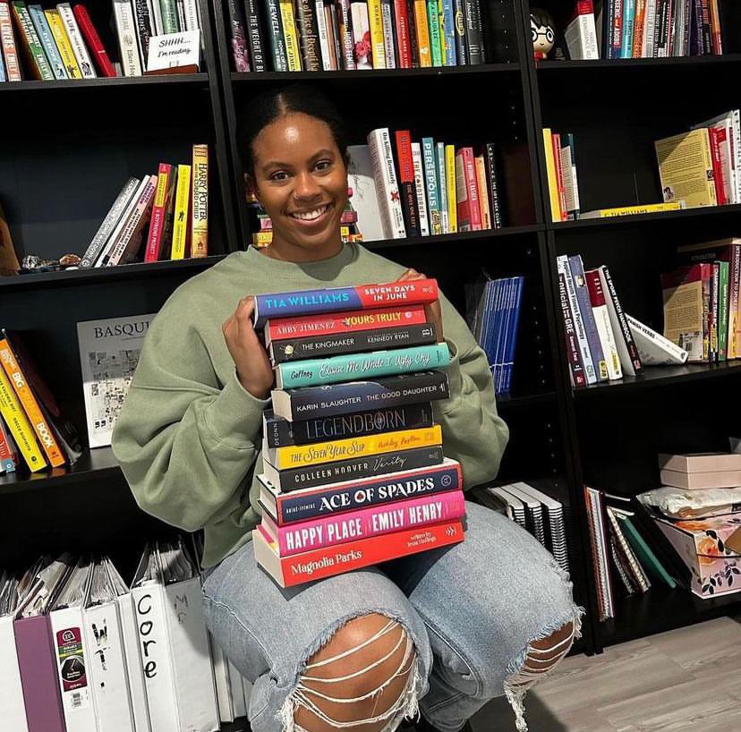 IamMzilikazi's tweet image. READERS’ CORNER: The people shall read and write more books, tell their stories and cultivate more knowledge #ReadWrite 30 part 2