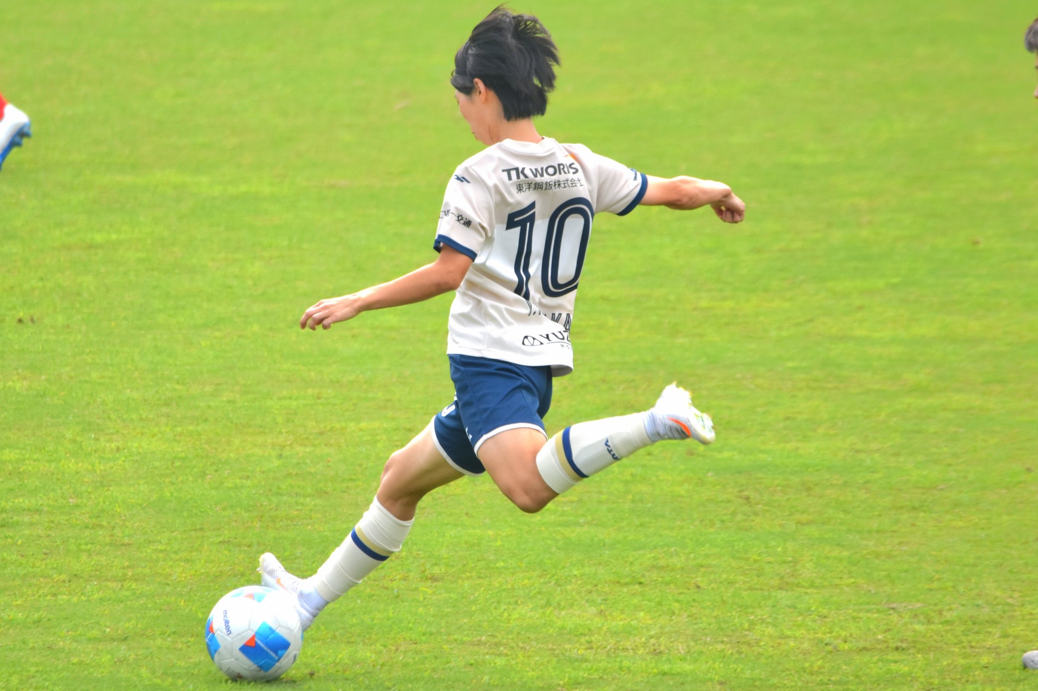 田中陽子選手　直筆サイン入り　ミニサッカーボール 白×緑 田中陽子選手 直筆サイン入り ミニサッカーボール 白×緑