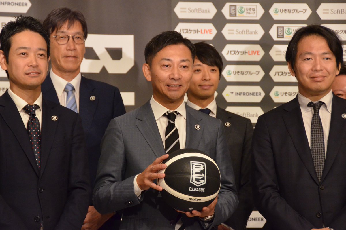 宇都宮ブレックス 田臥勇太選手が新理事候補に挙がっているのは、日本バスケットボール協会（ＪＢＡ）の方です。きょうはＢリーグでした。JBAの新理事選任は27日※  26日、Ｂリーグの定時会員総会が都内で開かれ、役員の改選が行われました。 新たなメンバーによる理事会で ...