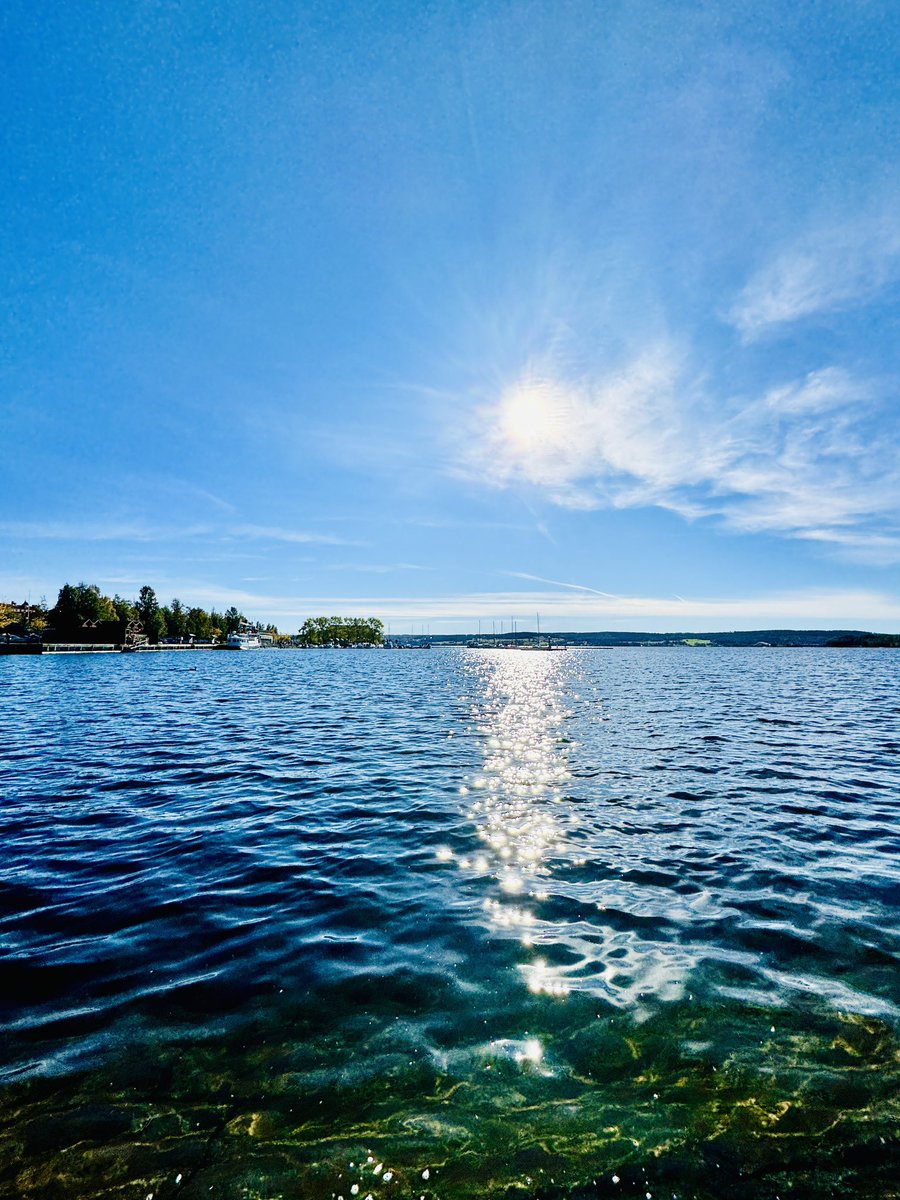 Höstens höst nu är det helg! ☀️😍