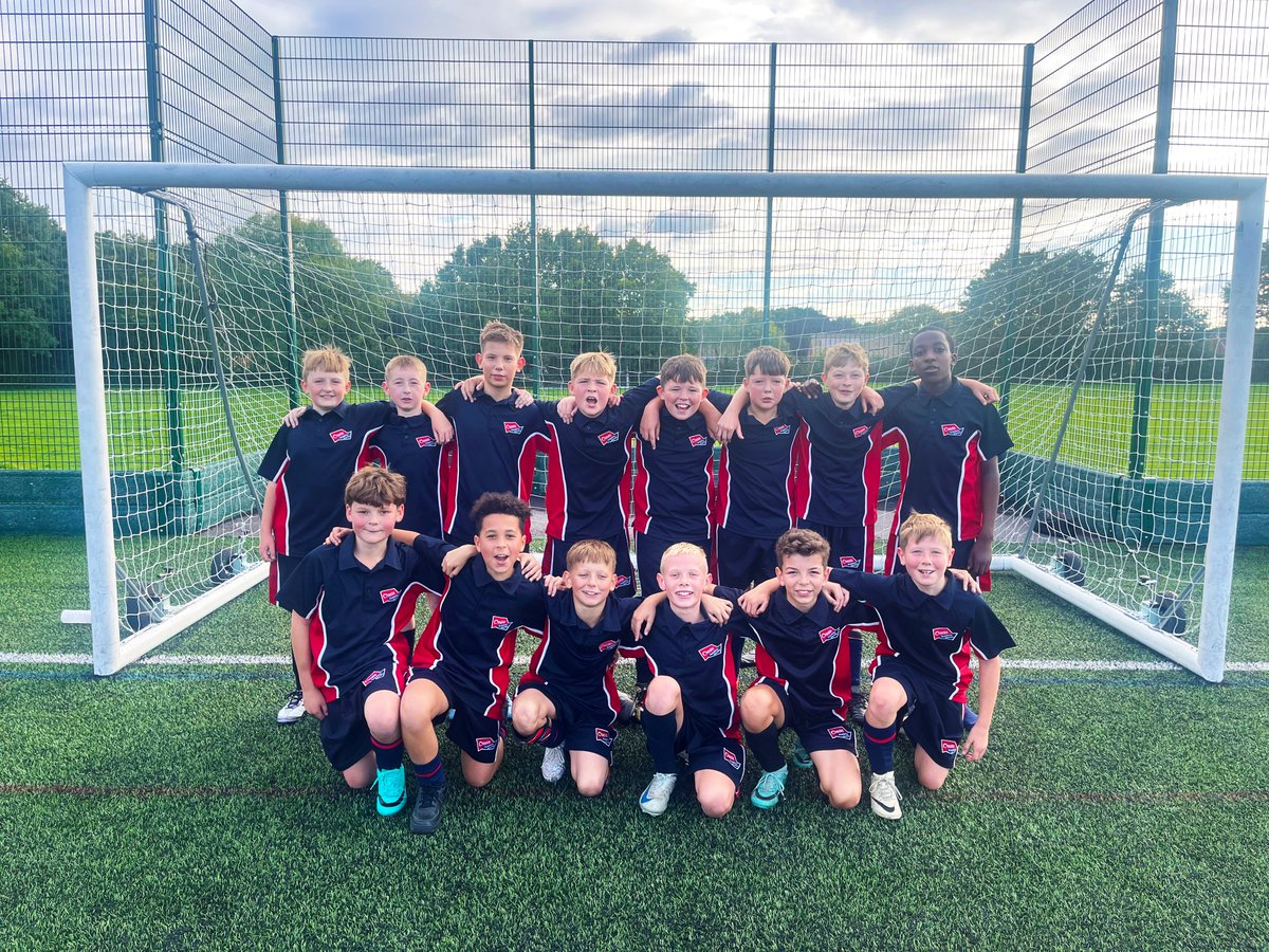 𝗖𝗼𝗻𝗴𝗿𝗮𝘁𝘂𝗹𝗮𝘁𝗶𝗼𝗻𝘀 𝘁𝗼 𝘁𝗵𝗲 𝗬𝗲𝗮𝗿 𝟳 𝗙𝗼𝗼𝘁𝗯𝗮𝗹𝗹 𝗧𝗲𝗮𝗺! They secured a fantastic 6–1 victory against Regents Park on Tuesday this week. An outstanding performance from the whole squad. Well done #TeamMayfield