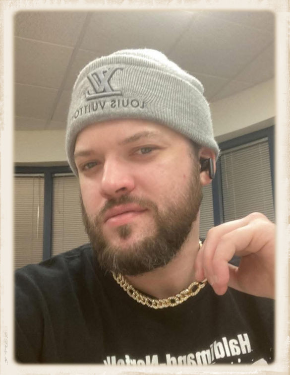 MacLeanFuneral's tweet image. We are honoured to be caring for the family of the late Logan Robert Cook - 1992~2024.

A graveside service will be held on Friday, October 3 at 3:30 p.m. at Sherwood Cemetery. 

To send the family an online condolence, please visit macleanfh.ca/death-notices/…