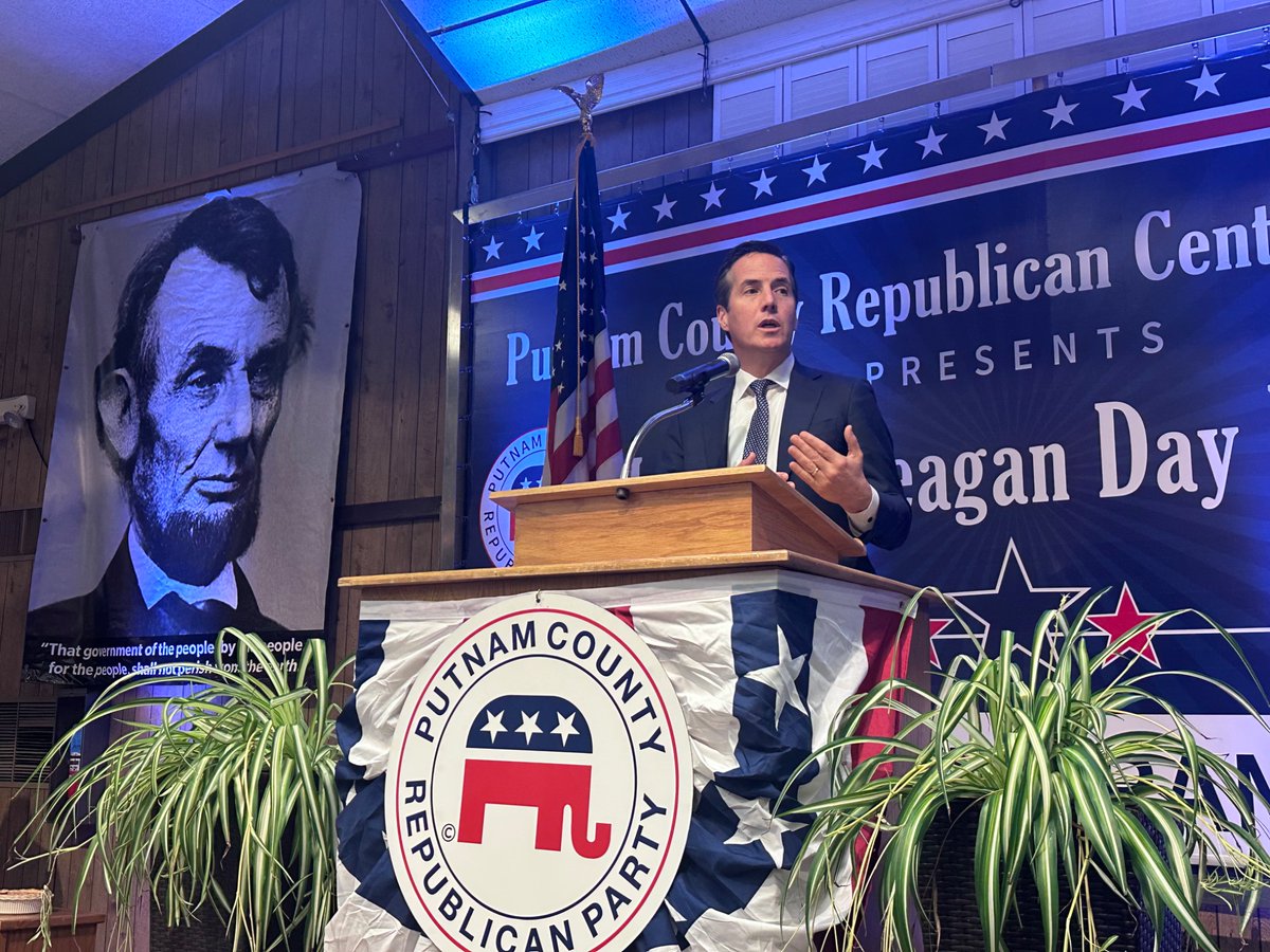 We had a fantastic evening at the <a href="/PutnamGOP/">Putnam County Republican Party</a> Lincoln-Reagan Day Dinner hearing from <a href="/VivekGRamaswamy/">Vivek Ramaswamy</a> and Senator <a href="/berniemoreno/">Bernie Moreno</a>. 

The America First movement is alive and stronger than ever in Northwest Ohio!