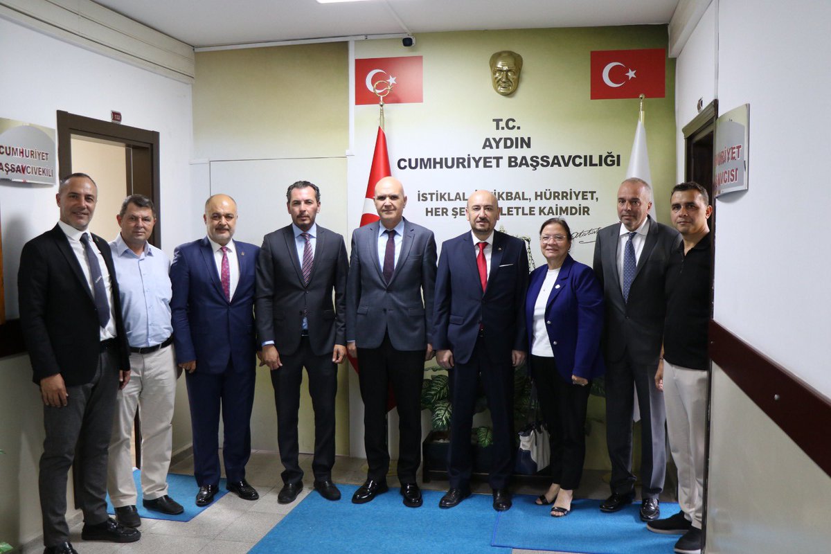 Aydın Cumhuriyet Başsavcılığı görevine yeni başlayan Sn Celal Tekin’i makamında ziyaret ettik…