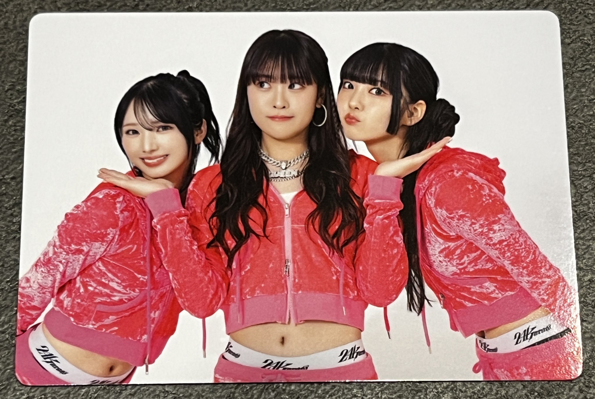 xxx (@xoxixixix) / X