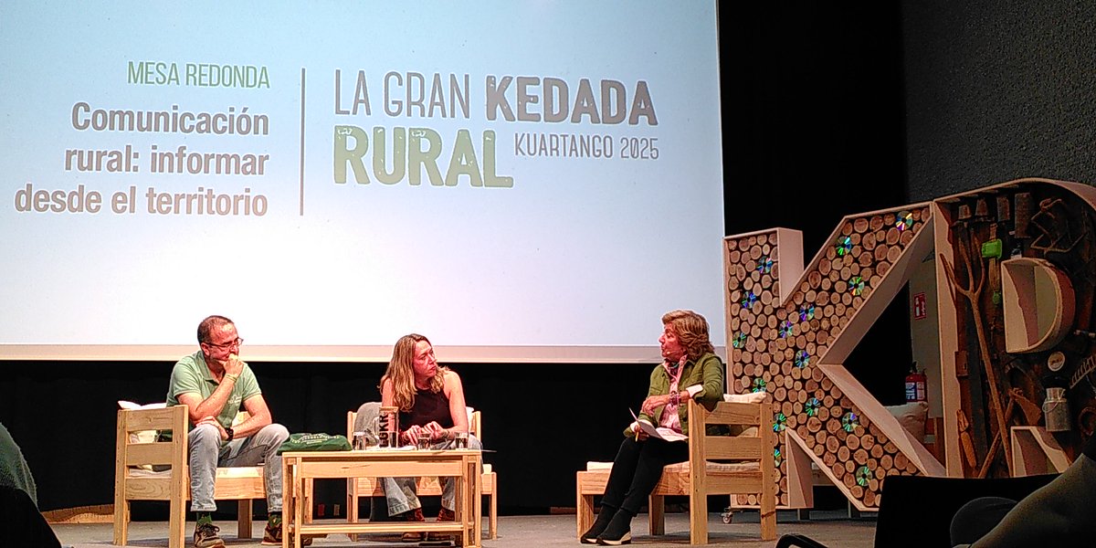 infoqpuntocom's tweet image. "#Comunicar desde lo #positivo, con referentes, estar conectado con la tierra, con la familia. El relato es lo que hay que cambiar. Abrirle la mente a esa #persona". #LGKR25 #IsabelSánchezTejado
#JoseLuisCosio #VioletaSerrano #comunicacion