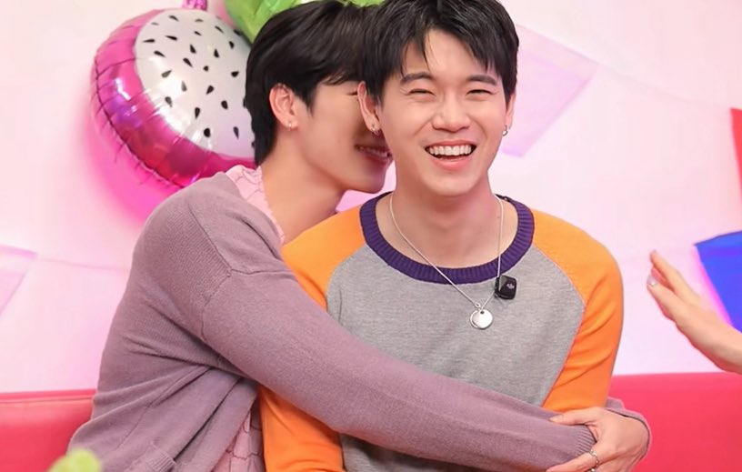 หมาเด็กเสียอาการสุดๆ 🥰

 #UNIFFRESHXYINWAR
#yinyin_anw  #warwanarat #หยิ่นวอร์ <a href="/yinyin_anw/">Yinyin</a> <a href="/warwanarat/">ว</a>