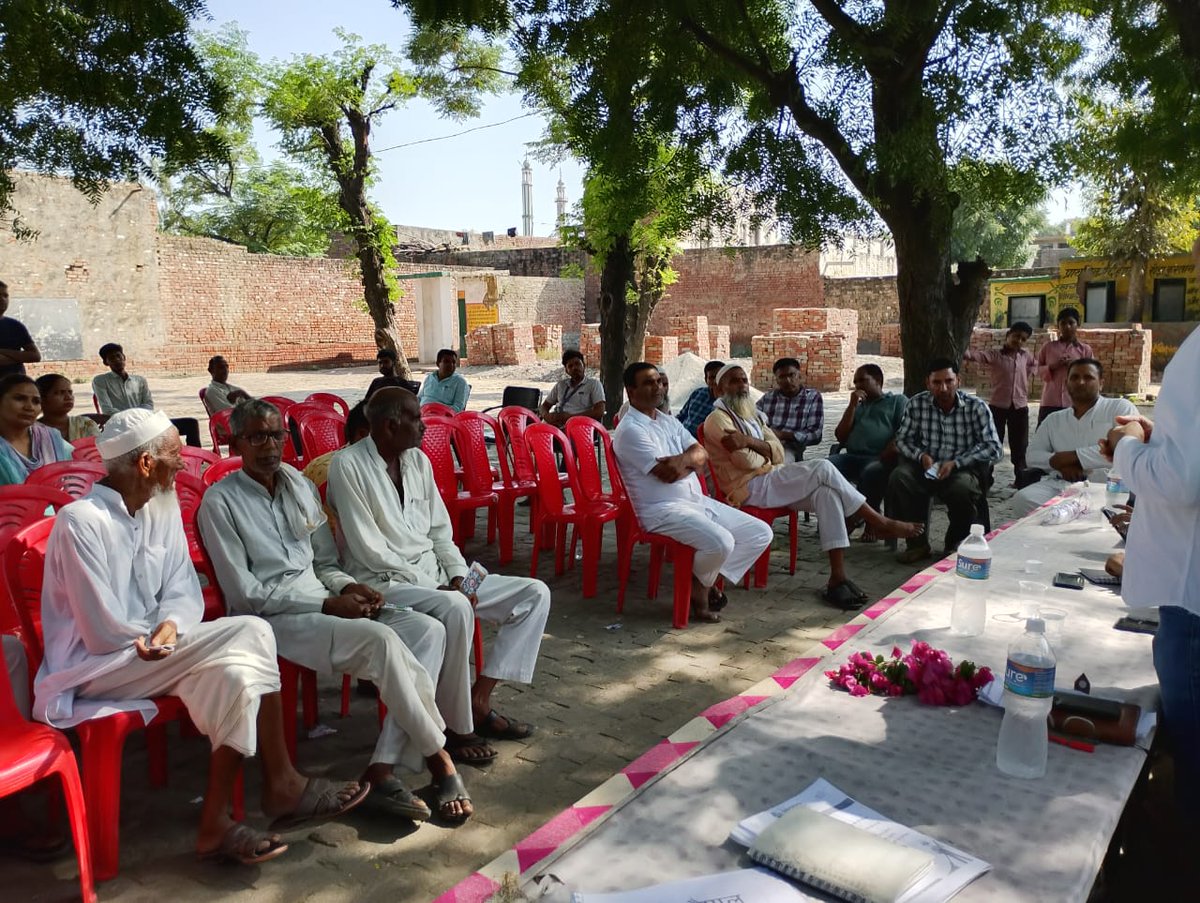 ग्राम खेड़ा खुरतान में जनजागरूकता कार्यक्रम <a href="/UPMahilaKalyan/">UP Mahila Kalyan</a> <a href="/dm_shamli/">DM Shamli</a> <a href="/CdoShamli/">CDO Shamli</a> <a href="/BsaShamli/">BSA SHAMLI</a> <a href="/CMOfficeUP/">CM Office, GoUP</a> <a href="/PoliceShamli/">Shamli police</a> <a href="/UPGovt/">Government of UP</a> #BBBP #SewaPakhwada #MissionShakti5 #MissionShaktiUP