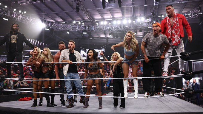 Planeta_Wrest's tweet photo. 🚨🚨ÚLTIMA HORA🚨🚨

La información que circulaba sobre que la #WWE retiró a Masha Slamovich del segmento de la invasión del 23 de septiembre era falsa.

Podrían haberla retirado si originalmente estaba programada para ese evento, pero fuentes de la WWE afirman que nunca estuvo prevista para esa fecha.

- WON
