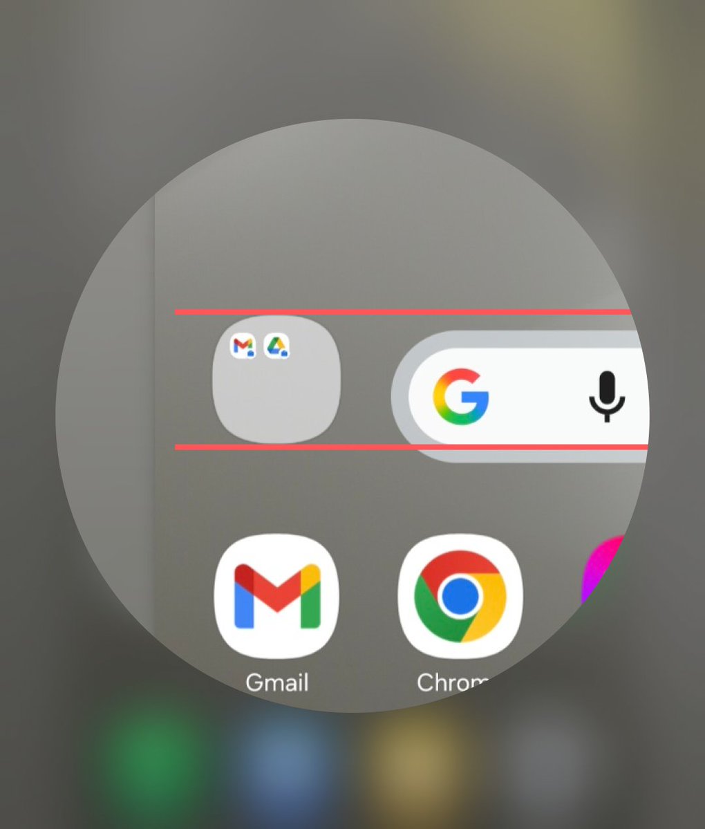 JadavSaurabh's tweet image. Noticing this small but annoying detail in new #OneUI8 #OneUI8_5 👀
The Google widget and app folder/icon don’t line up properly, the alignment is visibly off. Widgets should follow the same Grid as icons.
#OneUI #samsunggalaxy #s25 #s24 #Samsung #uidesign