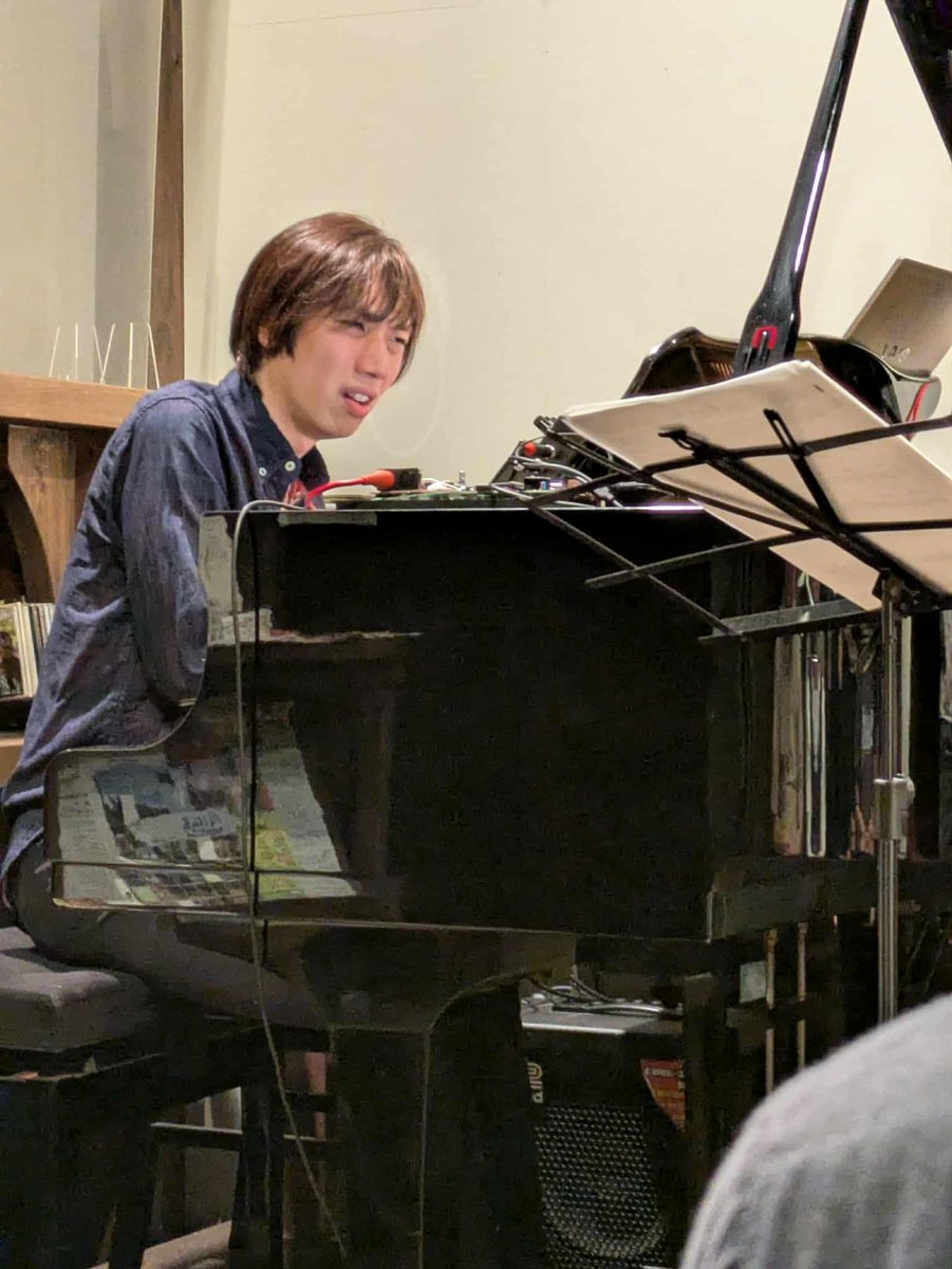 gnu_high's tweet image. 9/20は安曇野市「蔵のカフェレストラン 清雅」にて中島仁Trioのライブでした。満員御礼！お越し頂いたお客様、本当にありがとうございました！現メンバーでのライブも信州初。自分達的にもかなり密度の濃い演奏になった実感がありましたし、久々に演奏してみてやはり清雅の音は特別だなと感じました。