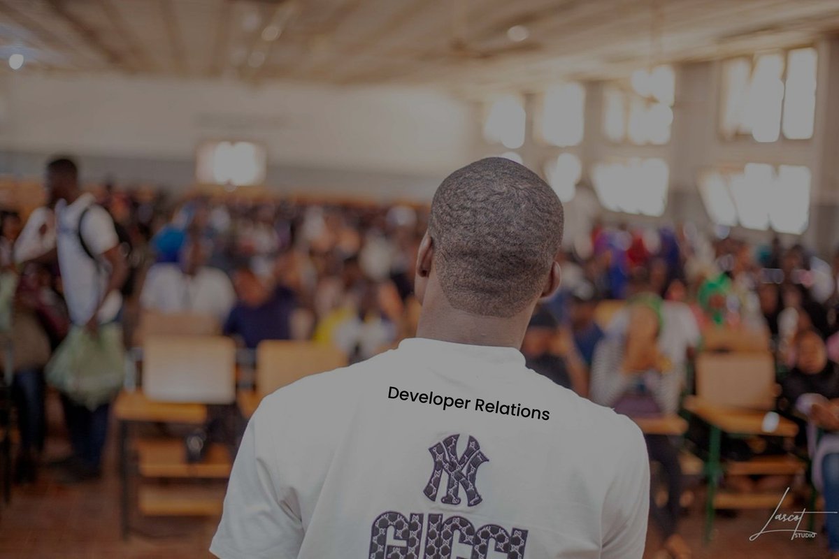 After years in DevRel, I've learned it's not just one job, it's actually four jobs pretending to be one 😅

Here's how I think about the four pillars that make DevRel work together to foster a healthy developer ecosystem.

🧵 Thread below ⬇️