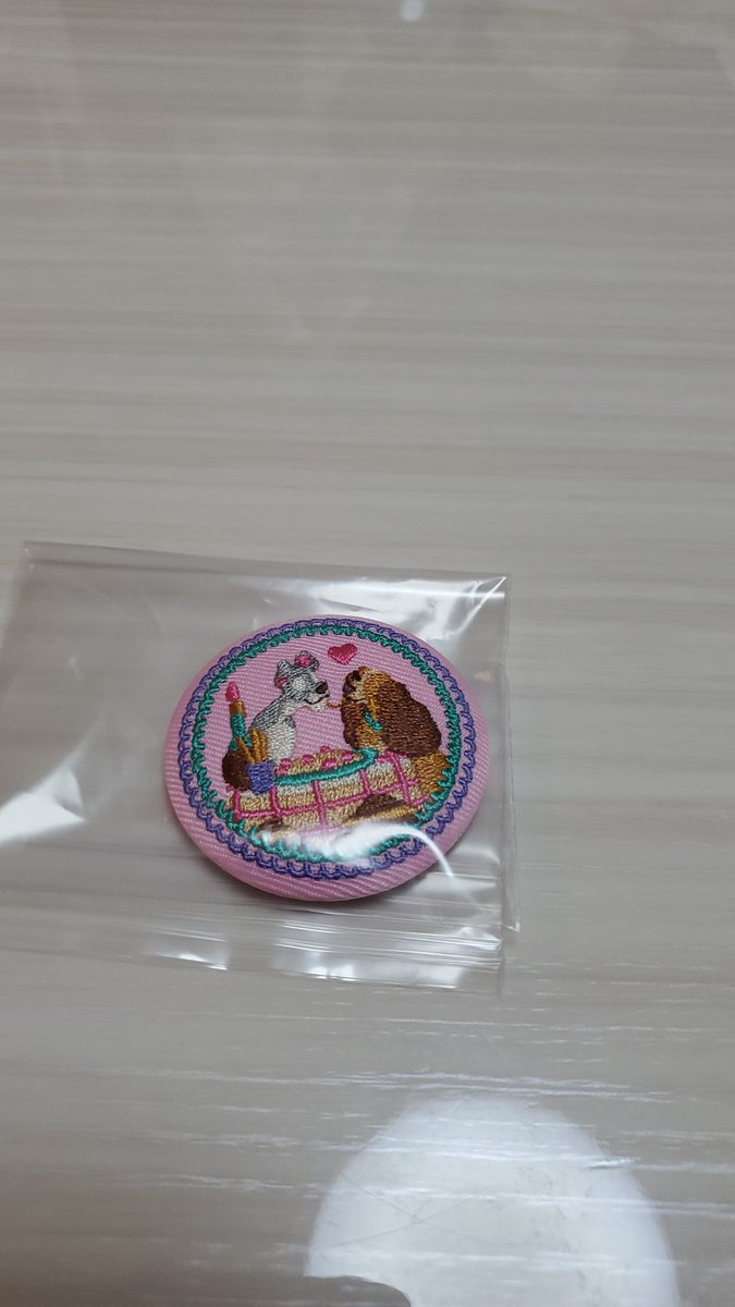 HINA19860917's tweet photo. ディズニー 刺繍缶バッジ 交換
【譲】わんわん物語
【求】ラプンツェルorアナ雪
orリトルマーメイドorピーターパンorプーさん

郵送希望

お声がけよろしくお願いいたします☺ https://t.co/HauZQnJvFo