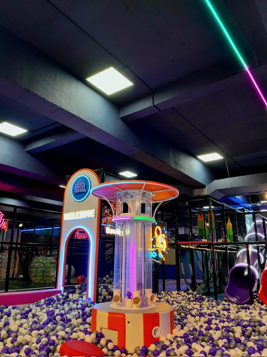 itsveith's tweet image. playground time  (( latepost ))