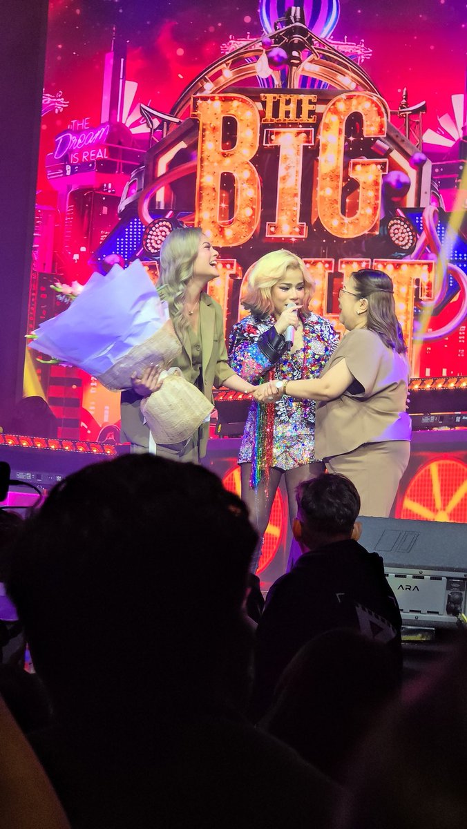 klarisse's family 🥹❤️‍🩹 

KLARISSE THE BIGNIGHT