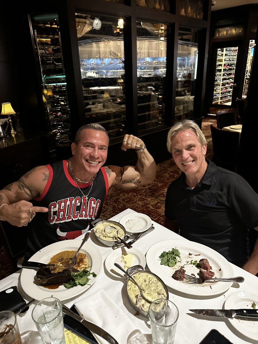 WWERobinson's tweet image. Had a chance to hang with a old #wcw friend #KidRomeo in Orlando prior to @wwe #Smackdown