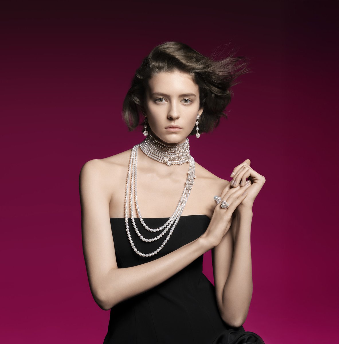 The Les Pétales Place Vendôme Rosés collection blooms with luminous new designs in rose gold. Inspired by petals drifting across Paris’s Place Vendôme, each jewel pairs brilliant diamonds with Mikimoto’s artistry.

#MIKIMOTO

Explore: mikimotoamerica.com/us_en/jewelry/…