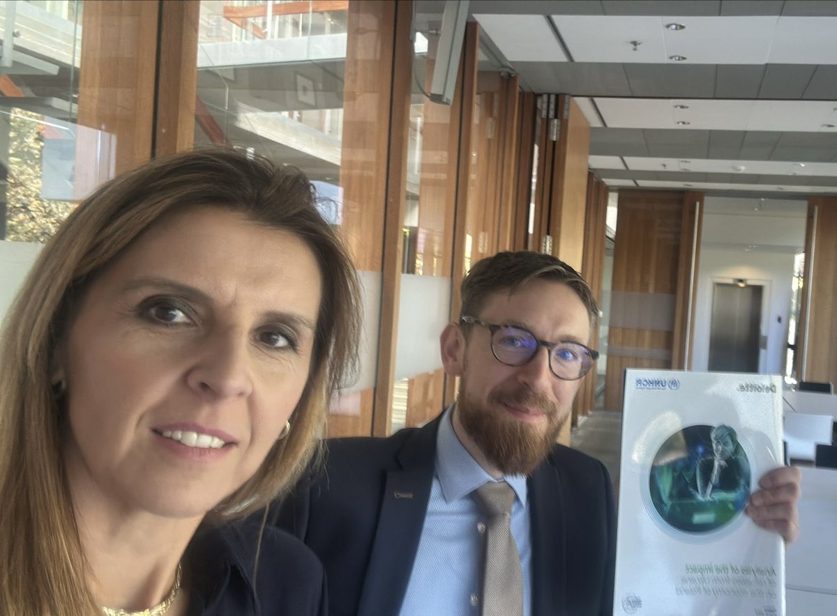 UNHCR + Deloitte = the facts:

➡️2.7% of GDP
➡️15.1 billion PLN in taxes and contributions
➡️2.8 billion PLN paid out in benefits

Refugees are part of 🇵🇱 economy &amp; resilience story. 
We shared key insights with a Dutch delegation keen to learn from 🇵🇱 response to the war in 🇺🇦.