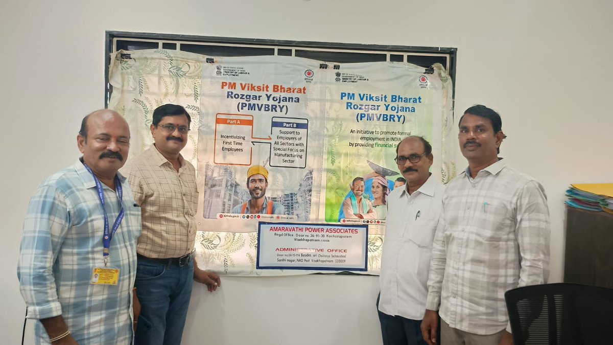 LabourMinistry's tweet image. The historic #PradhanMantriViksitBharatRozgarYojana is making its mark nationwide. Here are some glimpses of stakeholders from across sectors enthusiastically coming together to build a more employable and empowered India.

#SocialSecurity #JobCreation #MoLE