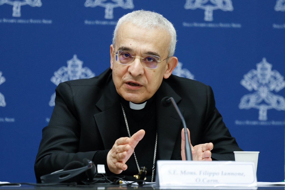 "Il n'y aura pas de reprise de dialogue interreligieux avec l'Islam si aucun de ses éminents religieux ne condamne l'extinction en cours des chrétiens au Nigéria par l'Islam", a déclaré Mgr Filippo Iannone🇮🇹, nouveau préfet du Dicastère pour les évêques🇻🇦