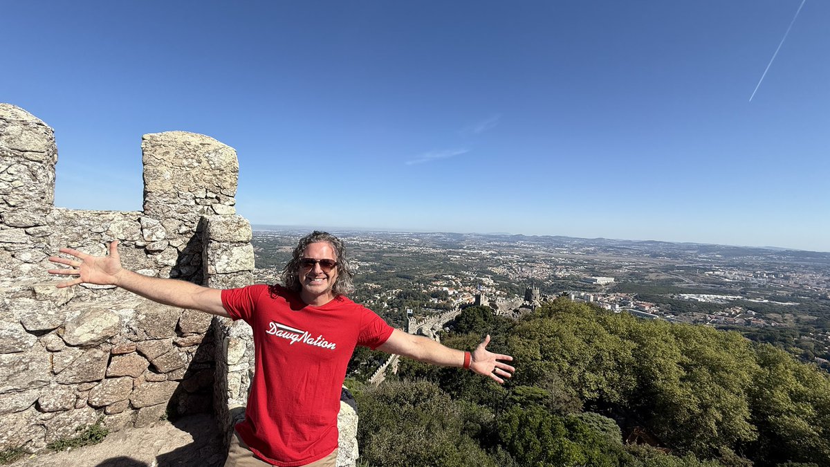 Hey BA! I’m once again coming to you from a beautiful location in a foreign country! This time I’m representing DawgNation and screaming Go Dawgs from The Moorish Castle in Sintra, Portugal! 
<a href="/DawgNationDaily/">Brandon Adams</a> 
#GoDawgs
#BeatBama 
#DawgNation 
#GoldenShoe