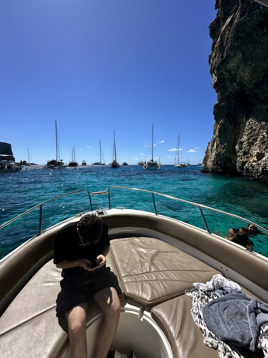 xeriffer tweet media