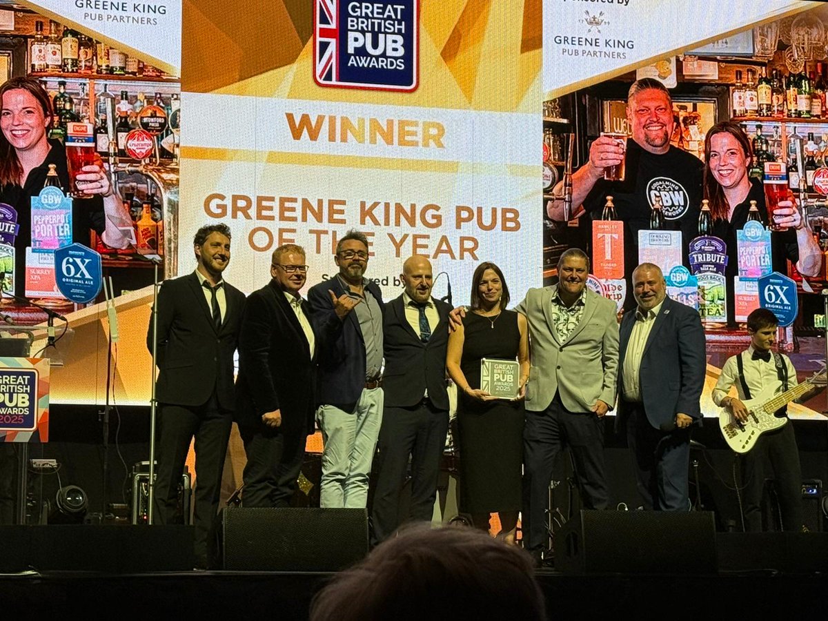 🍻🏆 What a night at the #GreatBritishPubAwards!

Huge congrats to The Star, Godalming – crowned our Greene King Pub of the Year 2025! 👑✨

Run by Andy &amp; Emma, The Star is famed for its cask ales, nano brewery &amp; brilliant hospitality. 💛👏

#PubOfTheYear #GreeneKing