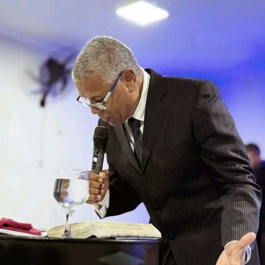 Pastoreude's tweet photo. #NewProfilePic https://t.co/o0sUFHF7Vu