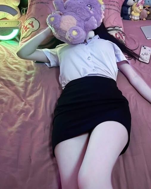เหนื่อยจากเรียน ไปนอนพักที่ห้องพี่ก่อนนะ 
#ปัตตานี 
ไอดีไลน์ : nrr3917  (รับค่ะ)
