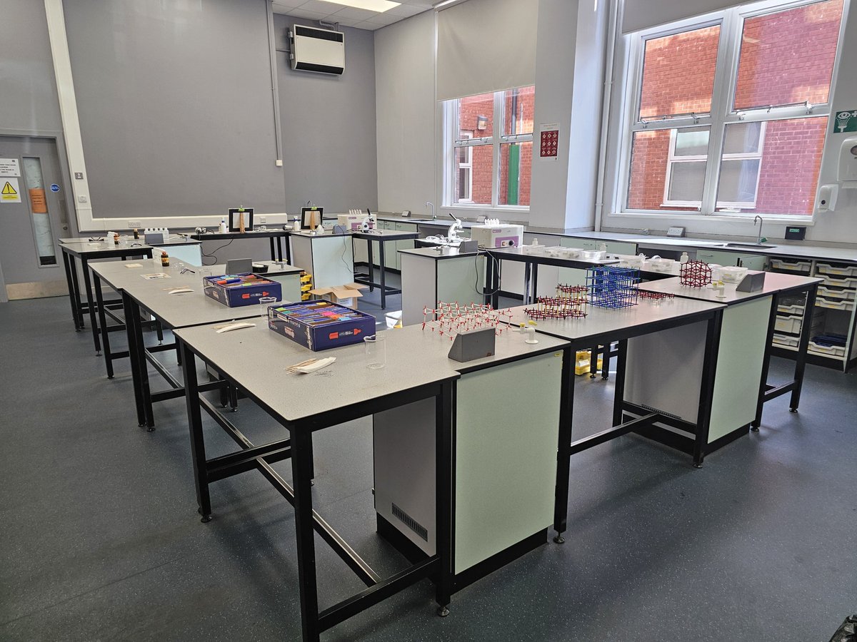 Open Day yesterday, very busy, but photos before we welcomed in our prospective new students. Also met many ex students, nany woth their own children now and I  their 40s, have I really been here that long