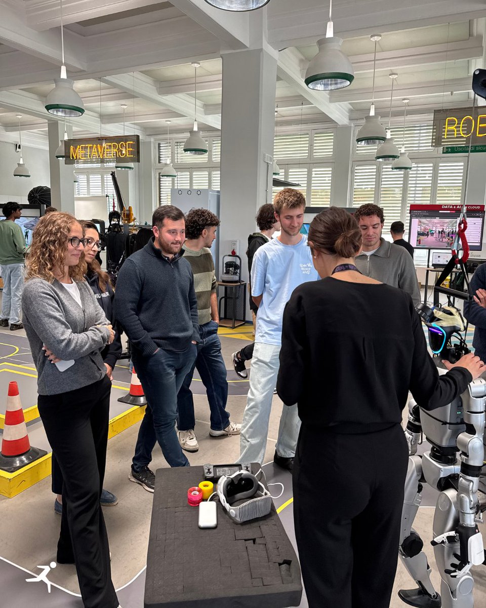 ReplyULabs's tweet image. Kicking off the Challenge@PoliTo with two inspiring days!

📍 Day 1: At Clik Lab at Politecnico di Torino, we introduced Reply and the AI challenges that students will tackle in the coming months.
🏢 Day 2: We welcomed the students to our Turin Lingotto office for a lecture by…