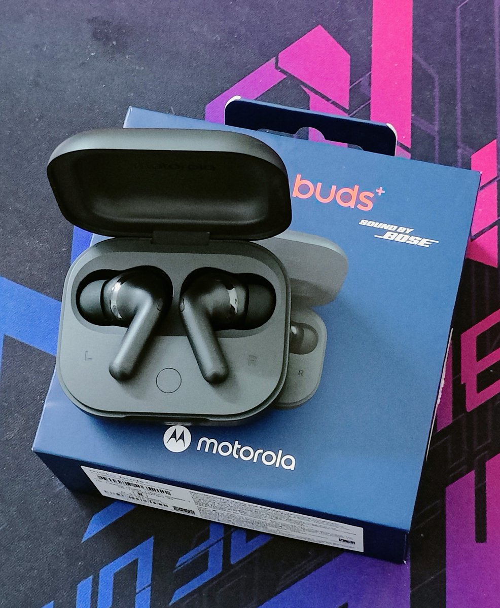 Iamramme's tweet image. Switched to New TWS

OnePlus Buds Pro to Moto Buds+
Dynaudio to BOSE

Moto Buds have Better Fit, Bass, ANC
However OnePlus has Wider Range

#OnePlusBudsPro2 #Motobuds+