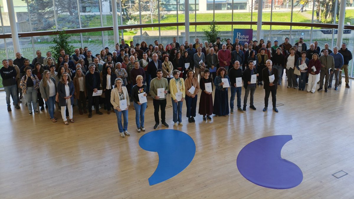 #BatuzAldatu Itun soziopolitiko berrirako eskaintza, 100 eragile sozial baino gehiagok sinatua, aurkeztu dugu gaur Donostian.
<a href="/kontseilua/">Euskalgintzaren Kontseilua</a>