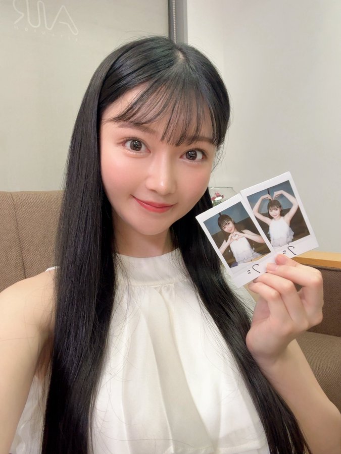 三佳詩、乳首ヌードを晒したインフルエンサーが決意のAVデビューエロ！SNS界を騒がす美女がセックス晒す！（エロGIF動画）