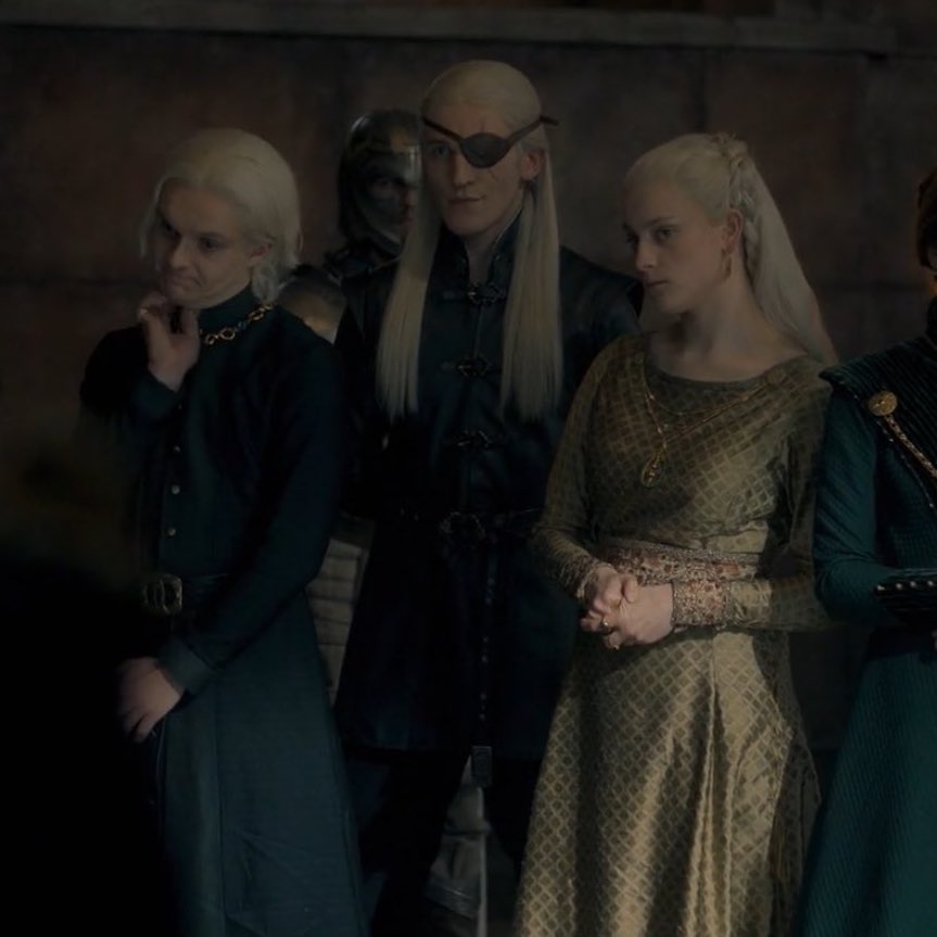 💭 (@luvtargtower) on Twitter photo 