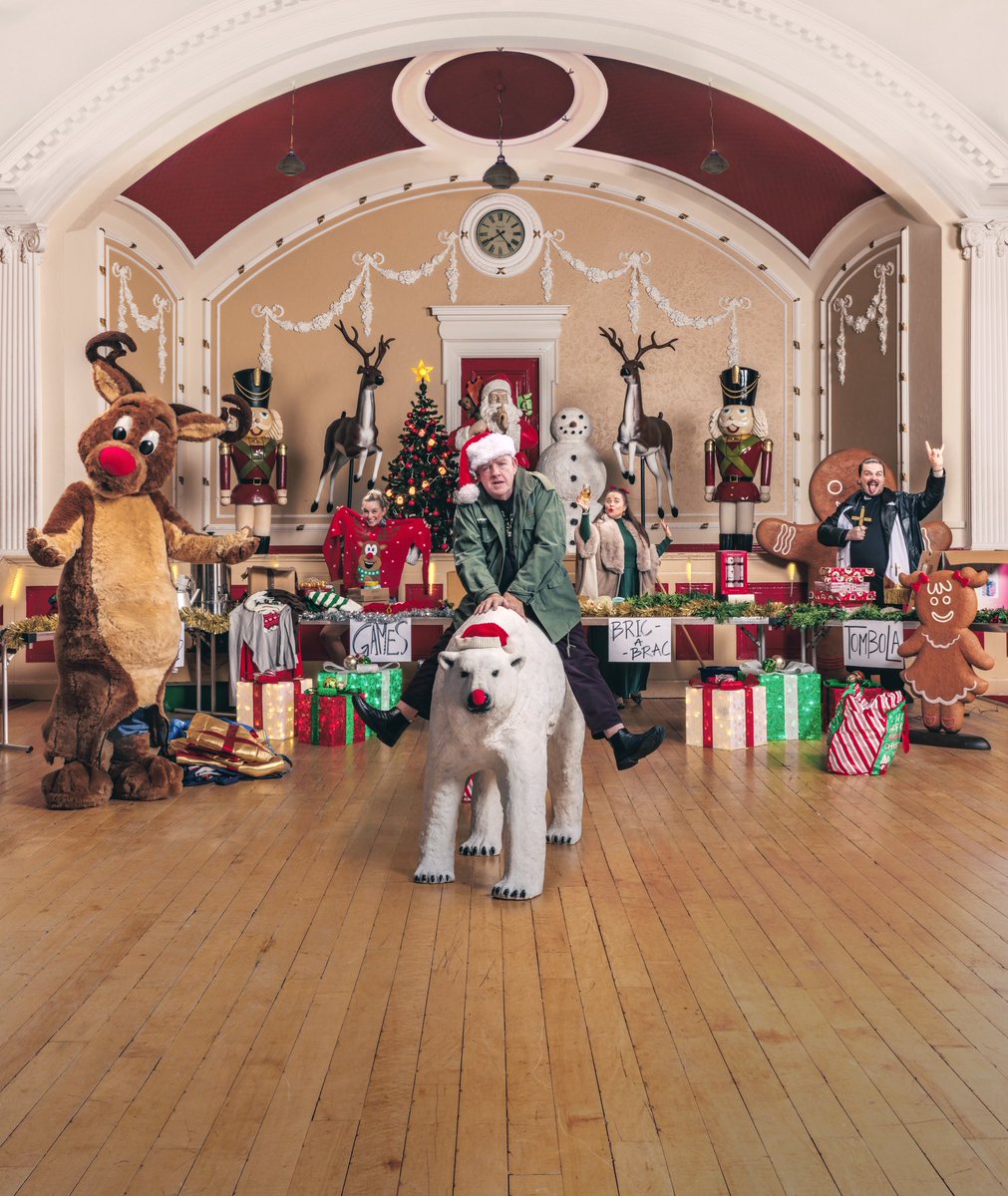 A CHRISTMAS FAIR - by Jim Cartwright and Directed by moi.  Produced by <a href="/OldhamColiseum/">Oldham Coliseum</a> in association with <a href="/NotTooTame/">Not Too Tame</a>  - get ya tickets here ya filthy animals! 

With the great John Henshaw (cops, Early Doors, Looking for Eric) as the Caretaker x

🎟️ coliseum.org.uk/spektrix/spekt…