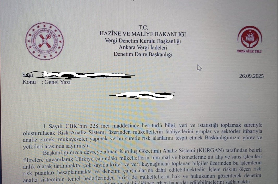 Serkan__Atasoy's tweet photo. Maliye'nin yeni Analiz Sistemi olan KURGAN'dan çıkan Analiz sonuçlarına göre bu yazıdan On binlerce mükellefe yazı gitti.
Bununla yetinilmedi Mali Müşavirlere de konu hakkında bilgilendirme yazısı gönderildi.
Ne düşünüyorsunuz?
SMMM BİLGİLENDİRME YAZISI
1 Sayılı CBK’nın 228 inci maddesinde her türlü bilgi, veri ve istatistiği toplamak suretiyle oluşturulacak Risk Analiz Sistemi üzerinden mükelleflerin faaliyetlerini gruplar ve sektörler itibarıyla analiz etmek, mukayeseler yapmak ve bu suretle risk alanlarını tespit etmek Başkanlığımızın görev ve yetkileri arasında sayılmıştır.
Başkanlığımızca devreye alınan Kuruluş Gözetimli Analiz Sistemi (KURGAN) tarafından belirli filtrelere dayanılarak Türkiye çapındaki mükelleflerin tüm mal ve hizmetlerine ait alış ve satış işlemleri anlık olarak taranmakta, çok sayıda kriter ve veri kaynağından toplanan bilgiler üzerinden bu işlemlerin risk puanları hesaplanmakta ve denetim çalışmalarına dahil edilebilmektedir. İşlem riskini ölçen risk analiz sisteminin temel hedeflerinden birisi de mükelleflerin hak ve hukukunun gözetilerek denetim birimi nazarındaki risk algısından mümkün olabildiğince erken haberdar edilebilmelerini sağlamaktır.
Kuruluş Gözetimli Analiz Sistemi (KURGAN), bir risk analiz sistemi olarak en geniş katmanlı veri setiyle çalışmakla birlikte mükelleflerin iade faturası düzenlemesi, kayıt düzeltme, beyanda yer vermeme, düzeltme beyannamesi verilmesi gibi gerçekleştirmiş oldukları işlemlerle elektronik sistemlerdeki verilerin kısa dönemli olarak uyuşmayan farklı görünümlerde bulunması imkân dâhilindedir. Bu gibi durumlar anlık olarak işlem riskinin hesap edildiği sistem itibariyle risk düzeylerinin değişmesine de sebebiyet verebilmektedir.
Sistem cari veriler kadar geçmiş verilerden de  ararlanmakta, denetim geçmişine bakmakta ve risk analiz, merkez inceleme havuzu, daire başkanlığı inceleme havuzu, cari inceleme ve raporlama gibi evrelerde bulunan mükelleflerle ilgili de bağlantı kurmak suretiyle denetim için seçilecek mükellefleri
belirlemeye çalışmaktadır. Yüksek skorlanan ve yüksek riskli görülen işlemler dolayısıyla mükelleflerin 213 Sayılı Vergi Usul Kanununun (VUK) 134 üncü maddesinde belirtilen maksatla vergi incelemesine
alınması veya mezkûr kanunun 370 inci maddesinin (b) fıkrasında belirtilen şartların sağlanması durumunda izaha davet müessesesinin uygulanması olasıdır. Ayrıca mükellefler nezdinde yoklama, kaydi ve fiili envanter çalışması gibi denetimlerin yürütülmesi de söz konusu olabilmektedir.
Olası bir denetim çalışmasında, mükellefler riskli işlemlerin gerçek bir mal teslimi ve/veya hizmet ifasına dayandığını, satın alınan malın işletme kullanıldığını, deposunda bulunduğunu veya
yeniden alım satıma konu edildiğini ispatlamak durumunda kalacaktır. Bu işlemlere yönelik muhasebe kayıtlarının usulüne uygun olarak tam ve zamanında tutulması, işlemlerin gerçekliğinin ispatı yönünden tevsik edilmesi önem arz etmektedir.
Diğer taraftan, 1 Ekim 2025 tarihi itibarıyla sahte belge düzenleme ve kullanma ile daha etkin mücadele kapsamında cari denetim, rapor otomasyon sistemi ile hızlı denetim/raporlama ve teminatisteme gibi yeni uygulamalar devreye alınacaktır. Ayrıca, 18.04.2025 tarih ve 7361 sayılı “Sahte veya Muhteviyatı İtibarıyla Yanıltıcı Belge Kullanma İncelemeleri ile VUK’un 160/A Maddesi Kapsamındaki İncelemeler Hakkında Genelge”de, sahte belge kullanma fiili ile ilgili olarak, genelgede belirtilen
araştırmaların yapılması ve bu araştırmalar sonucunda tespit edilen hususların değerlendirilerek varılan kanaatin açık bir şekilde ortaya konulması gerektiği belirtilmiştir.
Yukarıda yapılan açıklamalar doğrultusunda 3568 sayılı Serbest Muhasebeci Mali Müşavirlik ve Yeminli Mali Müşavirlik Kanunu kapsamında hizmet verdiğiniz.....
Diye devam ediyor ve Kurgan üzerinden yapılan analiz işleniyor metne.
Peki siz bu yeni uygulama için Ne düşünüyorsunuz? 
.
.
.
@MuhasebeBT