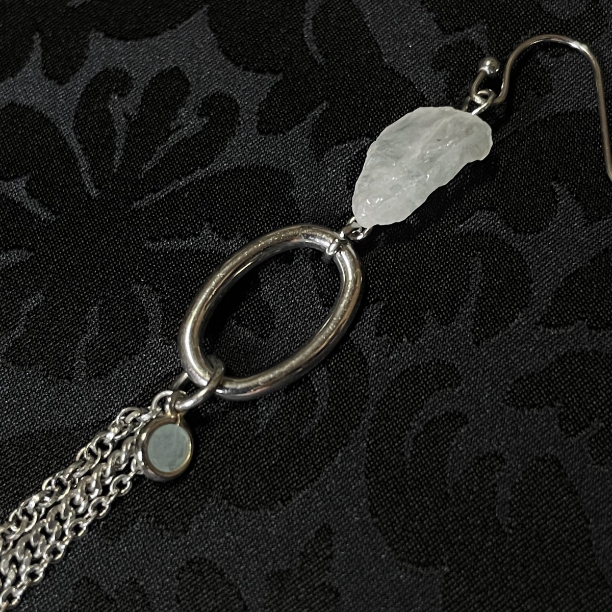 angeling_13's tweet photo. ・AQUAMARINE PIERCE
Item: One of a kind
▪︎YULE OFFICIAL WEB STORE
https://t.co/v7uQcj9Ioh
▪︎OFFICIAL WEBSITE
https://t.co/CSJrv8VNhN
#ANGELING #pierce #earring https://t.co/CeQtzT8oq1