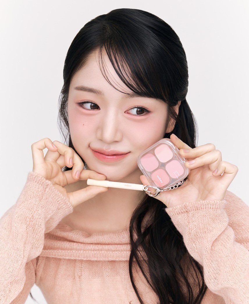 baboxshop's tweet photo. ˚。⋆୨୧˚ NEW&SALE #nobev Under eye mood aegyo palette + Free gift Concealer 1 EA ˚。⋆୨୧˚
⊹ พาเลทออกใหม่นะคะ มีให้เลือกท้้งหมด 2 สี warm/cool ค่ะ 🩷
⊹ เหลือตลับละ 630.- / ทั้ง 2 สี 1120.- (ส่งฟรีems)
🛒 ปิดรับ29/09/25 19:00น. (เป็นสินค้าพรีกดเว็บ) https://t.co/zhDfsTnrOG