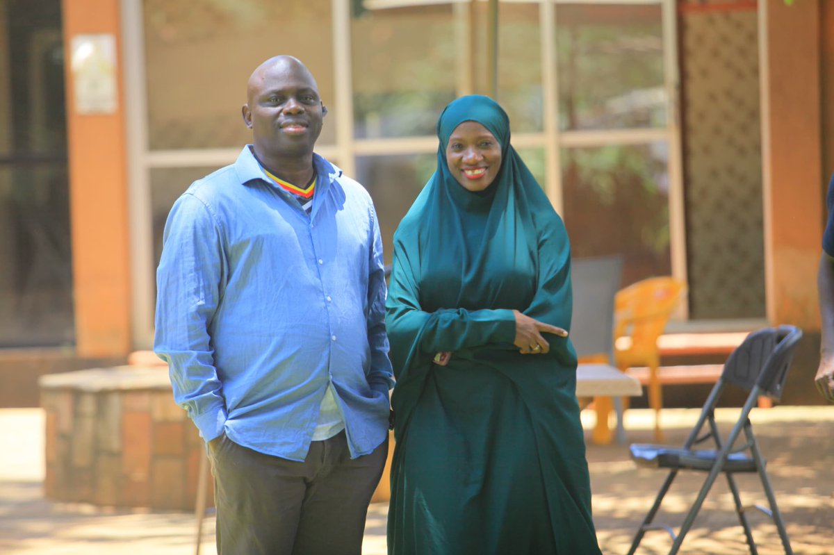 Met Mr. Abubaker from Sierra Leone 🇸🇱 he travelled across the continent just to meet me and share how my YouTube content has inspired him.
His words deeply moved me. Moments like this remind me why I create. 
YouTube.com/@CallMeFirdaus
#CallMeFirdaus #Gratitude #ContentWithPurpose