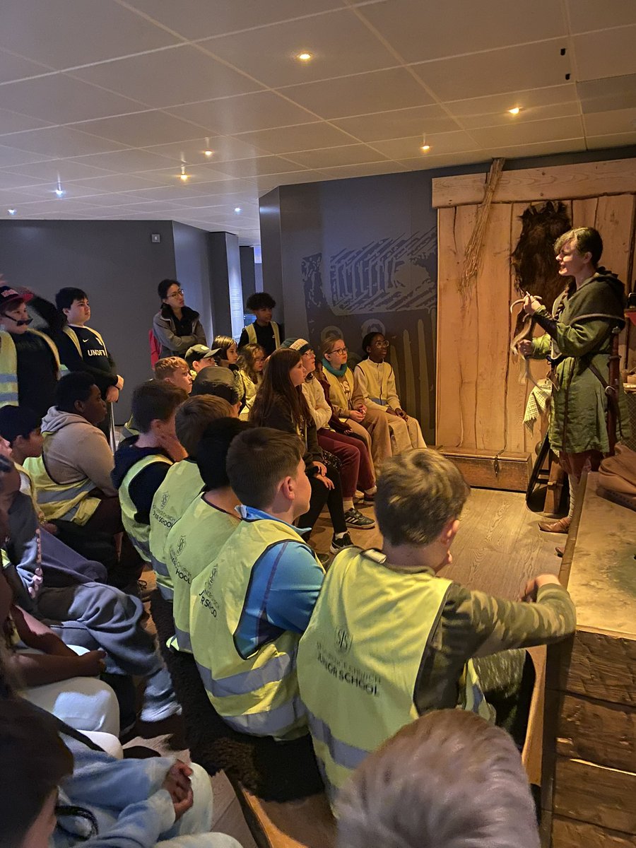 Year 6 had an amazing time exploring Viking life at JORVIK in York today!⚔️⚔️🛡️
