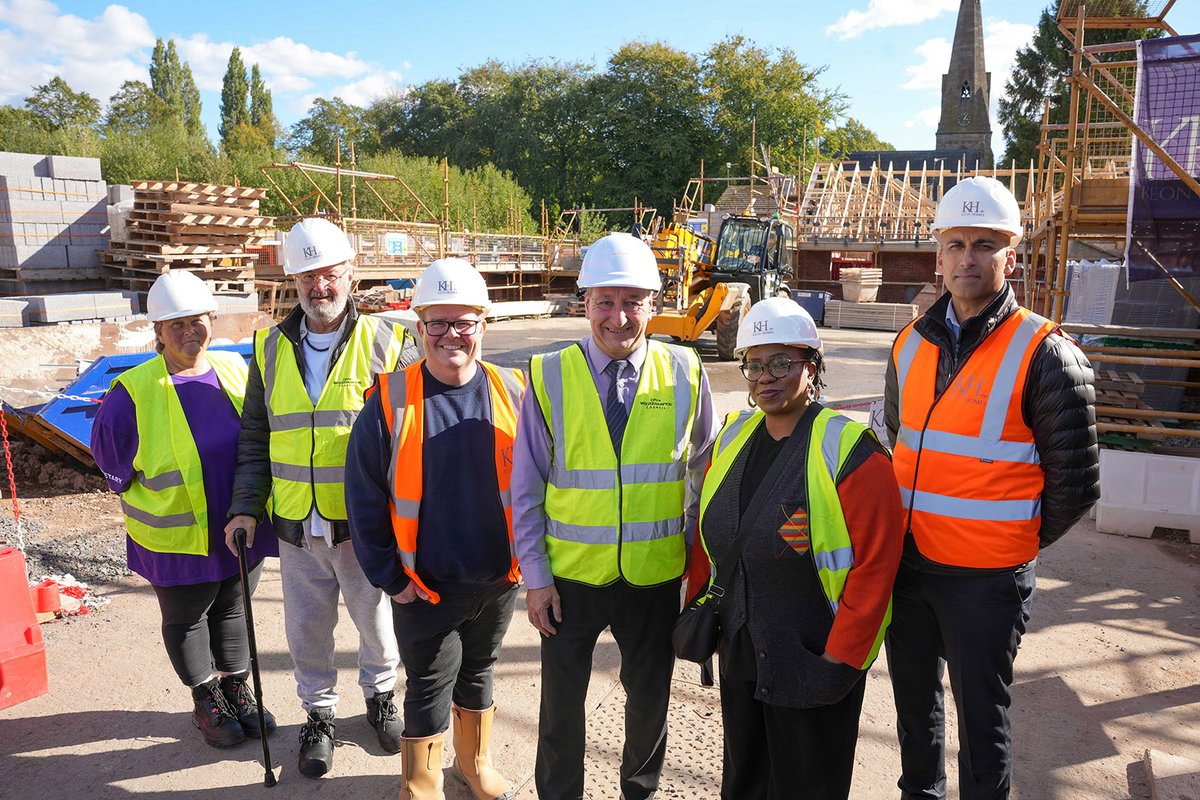 First new homes emerging as part of major New Park Village estate regeneration-homedesignerandarchitect.co.uk/2025/09/26/fir…