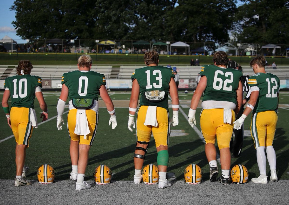 FootballHowell's tweet photo. Homecoming gameday! 7:00 PM kickoff against the Plymouth Canton Cobras. Welcome home to all of our alumni! Our senior captains have the boys ready. Lets go Howell!
~ ๐๏ธ Go Fan or ๐ฐ
~ ๐บ NFHS Network
~ ๐ธ by Elli King
#HHF ๐๐
#BeatCanton ๐ช https://t.co/ABebppQKaO