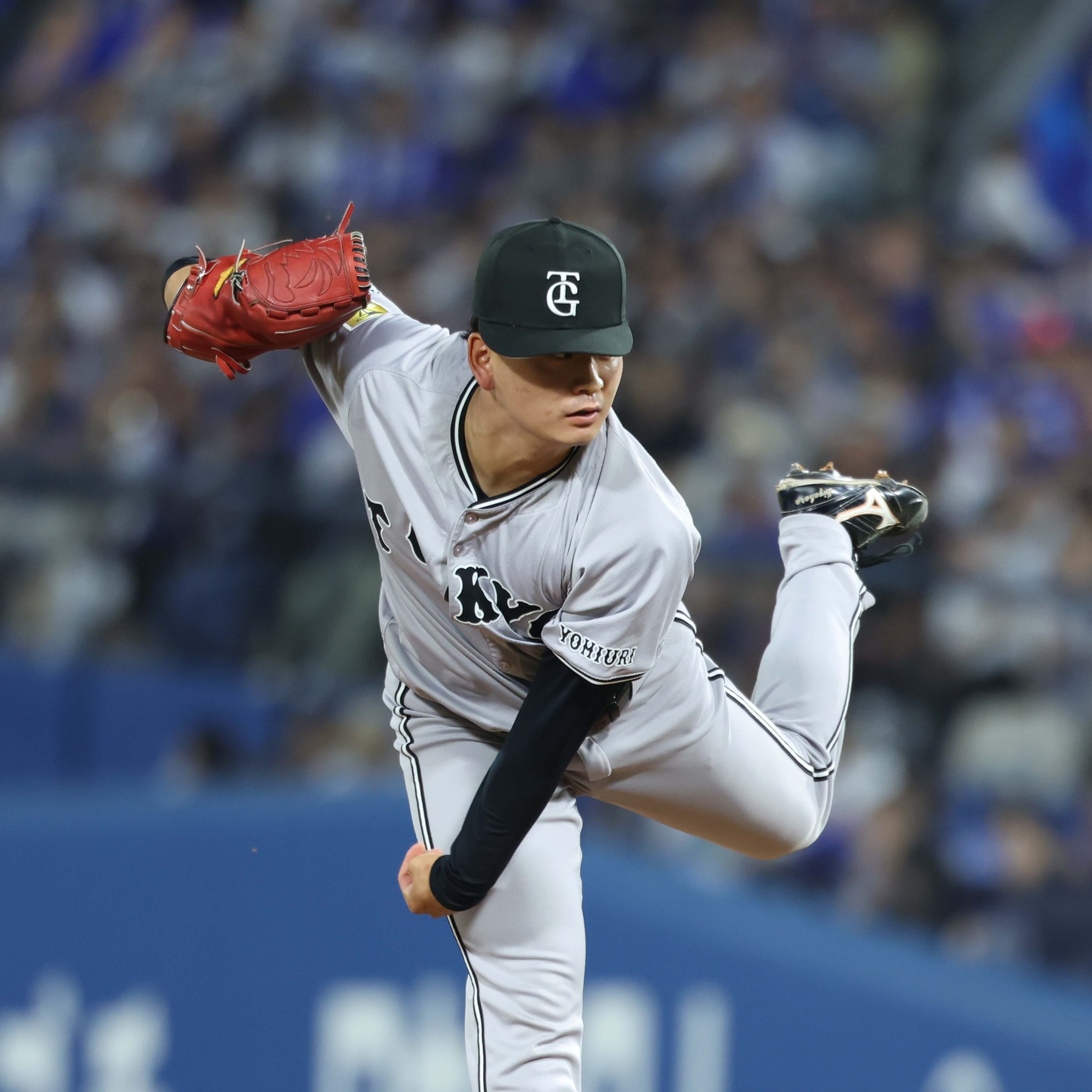 読売ジャアンツ　清原　スタジャン 伝統と挑戦」をコンセプトにオリジナル商品 第1弾は「本革