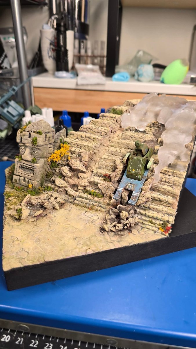 Chessymonkey's tweet image. Friday WIP:  needs to breakup the monotone and added just a little color,  literally taking one step at a time 

#筆塗り #vallejo #gunpla #gunplanetwork #bandai #plasticmodel #plamod #scalemodel #バンダイ #ガンプラ改造 #ガンプラ #裝甲騎兵 #Scopedog #votoms #装甲騎兵ボトムズ