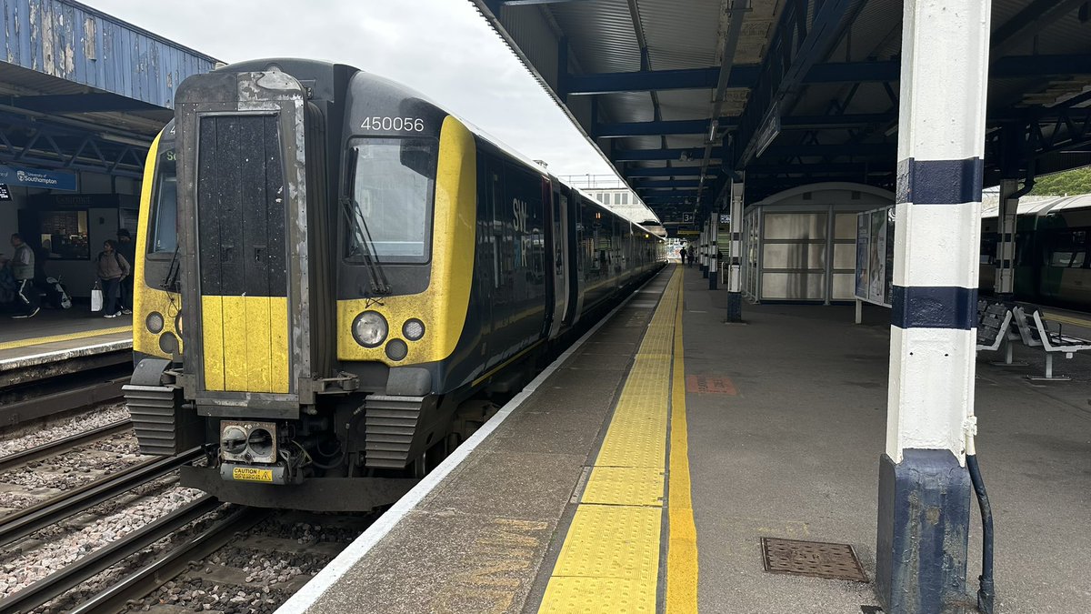 450056 has arrived from Winchester and forms my next train round to Portsmouth &amp; Southsea, not my final units of the day still have to go to the Harbour and back later.