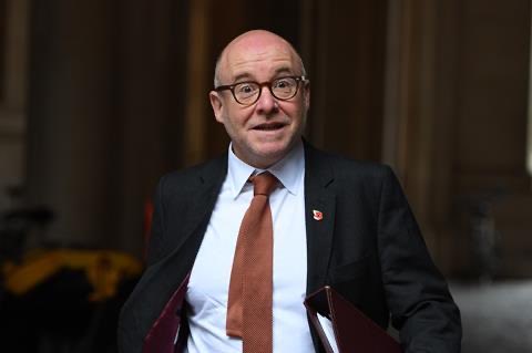 Kneecap’s charges of displaying support for Hezbollah in November, has been thrown out due to the Attorney General Lord Hermer, failing to give the required consent in time.

These “errors” never occur for people with right wing views.🤔

Starmer should sack him for incompetence.