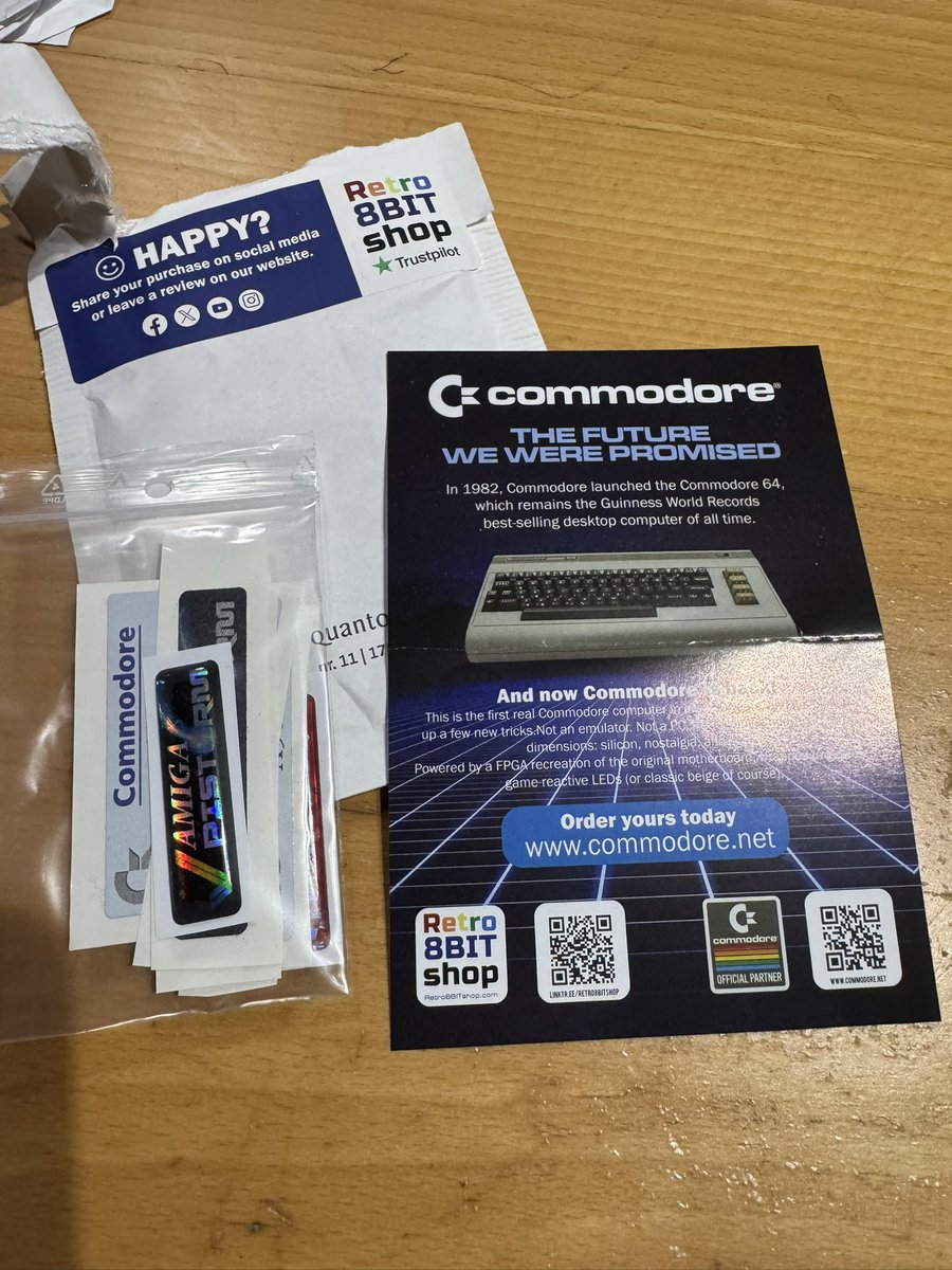 XboxGeekGamer's tweet image. Wow I just got my first official COMMODORE Flyer !!!! #WeAreCommodore @commodoreofcl