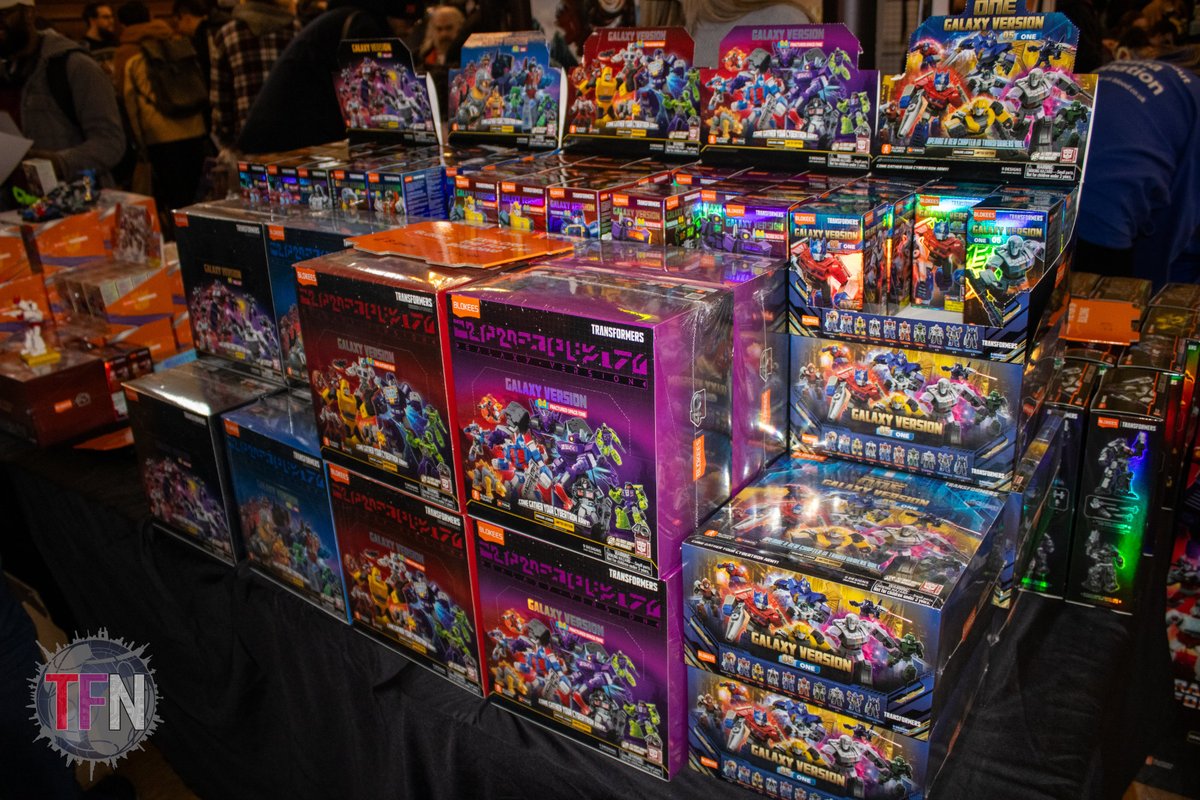 tfnationltd's tweet photo. Our next #Transformers fan convention is TFN:Mini-Con® Reading!
This single-day show is a great first step into TFN - and for returning attendees, it's another chance to combine friends & bots!
Click for tickets!
https://t.co/vc8RZWsUEO
#TFNMinicon #TFNation #Maccadam https://t.co/oy6jPcC2mq