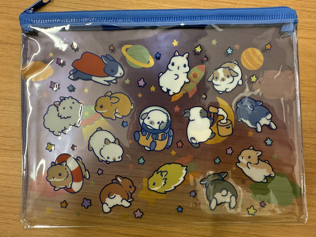 dattman2024's tweet image. ・古谷先生@Blog_Mareeba 監修の健康管理の記事
・澤田先生@RabbitsAC 牧草アドバイス
・大賀さん@taiga15 のイラスト
・ぽみーゆりおさん@yurio_pommy と
うみちゃんねるさん@umiusagi_ch の牧草奮闘記

と、相互フォローの方が沢山載ってたので買いました
大賀さんのポーチ可愛い

#うさぎのきもち